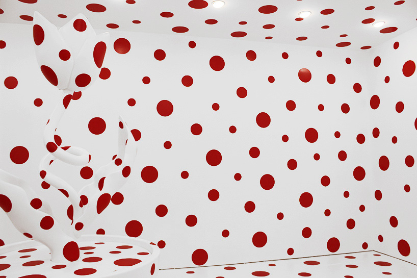 Installation, Yayoi Kusama, Red Dot Room, David Zwirner Gallery)