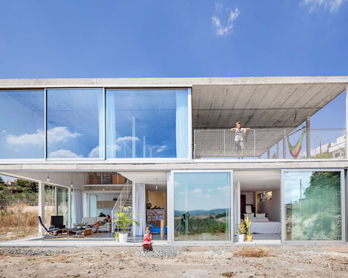 joan ramon pascuets + monica mosset complete climate-informed 'calders house' in catalonia