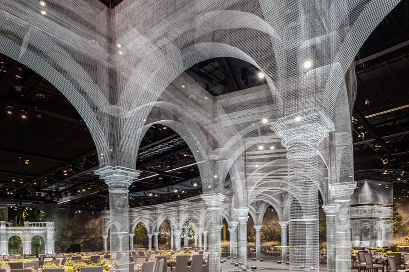 edoardo tresoldi interview: capturing the poetry of absence with wire mesh