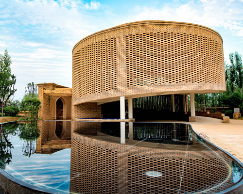 D+H annular brick urumqi garden adorned with local chinese flora