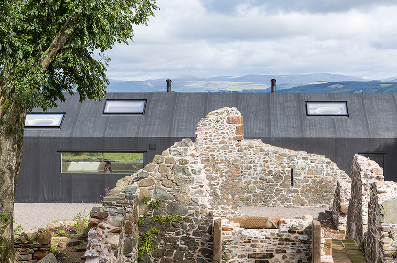 lily jencks + nathanael dorent transform 17th century ruins into contemporary country home