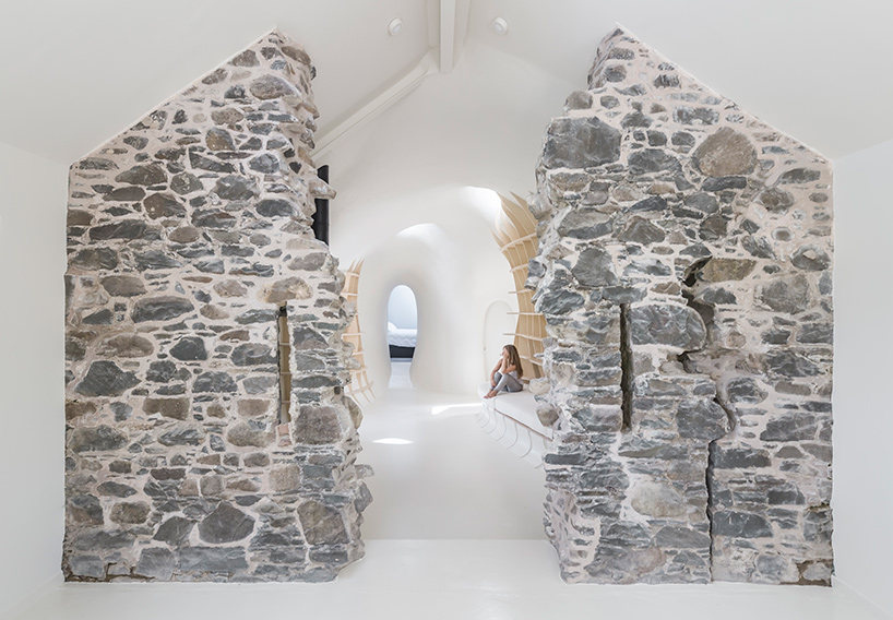 lily jencks + nathanael dorent transform 17th century ruins into contemporary country home