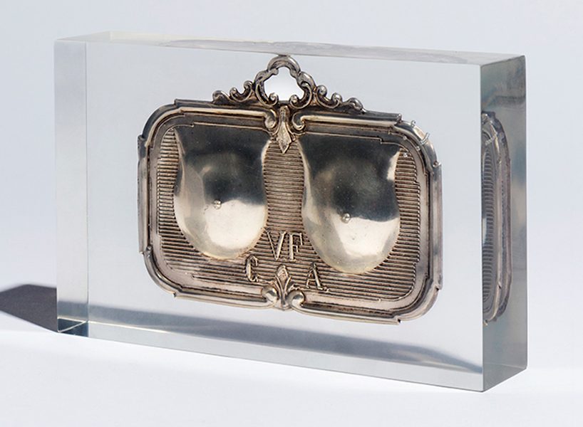 studio nucleo melds antique ex-voto souvenirs in resin