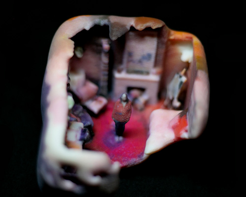 3D prints illustrate 12 diverse new yorkers with one thing in common: they live alone 