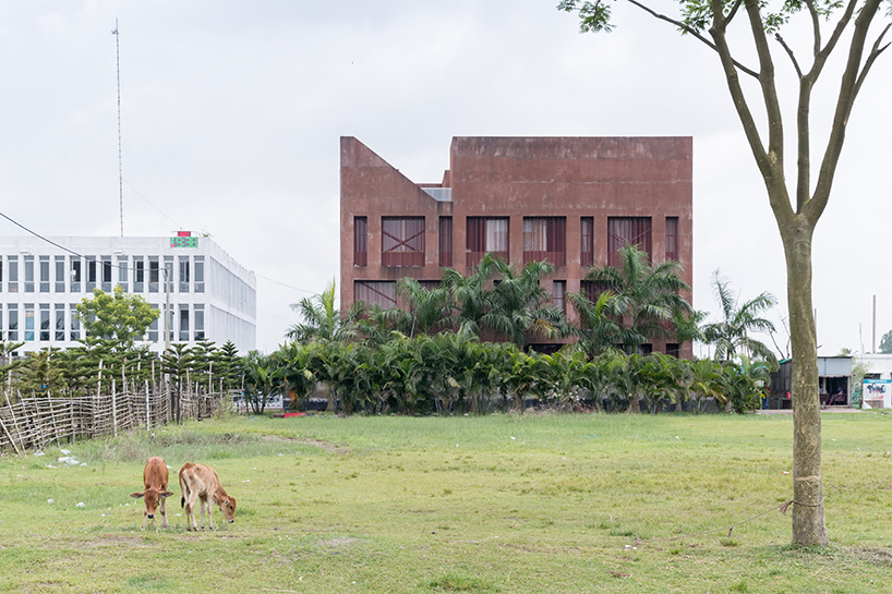 bengal stream: discover the vibrant architecture scene of