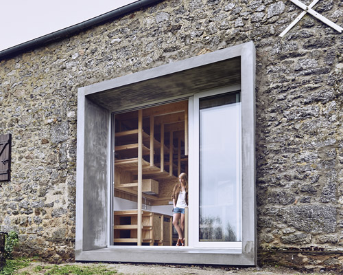 frank minnaërt turns an old barn into a modern country house in lormes