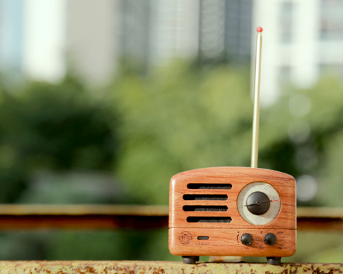 little bluetooth speaker carries on the radical dream of radio caroline