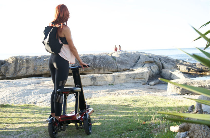 Relync R1 Electric Scooter  Tri-Wheel Electric Scooter