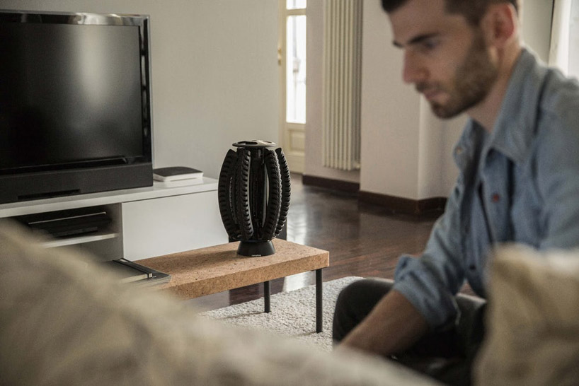 revolve reinvents the wheel to create folding airless bicycle tires