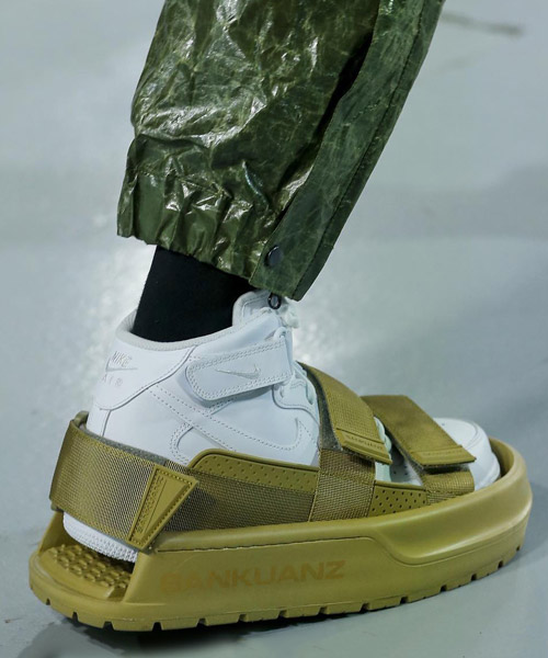 sankuanz's strap-on sneaker protector is the shoe for shoes