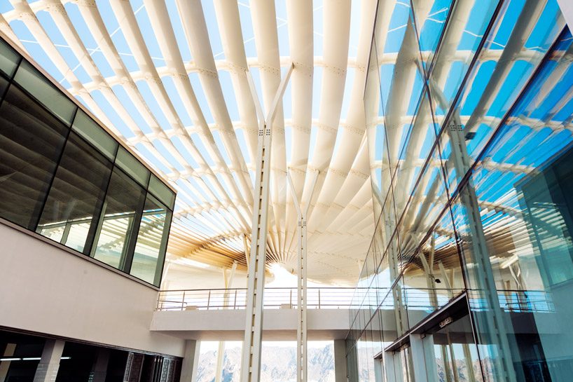 snøhetta completes the muttrah fish market, muscat, oman