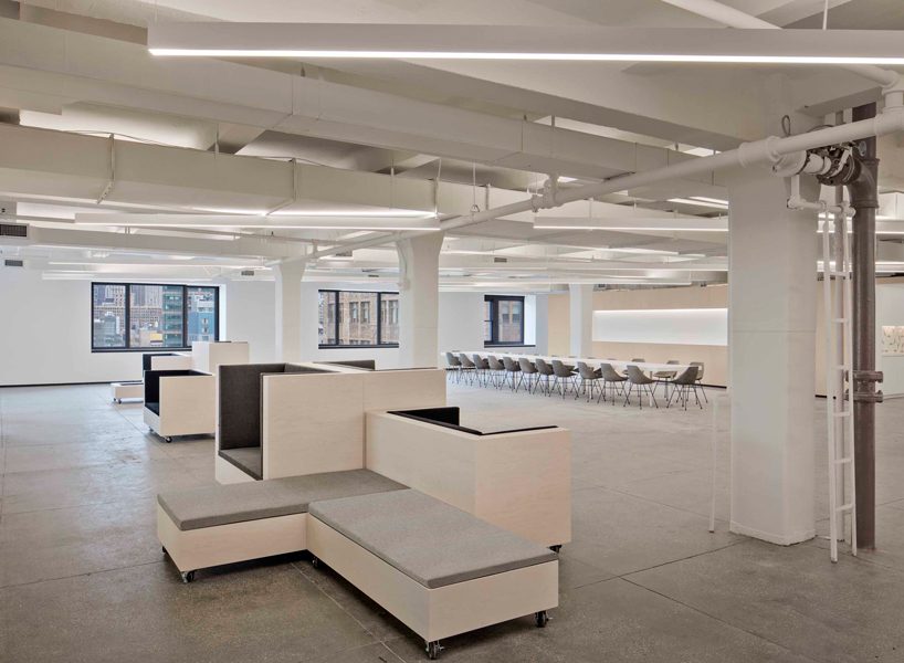 HAO + studio A+H's flexible office in new york allows changing spatial configurations