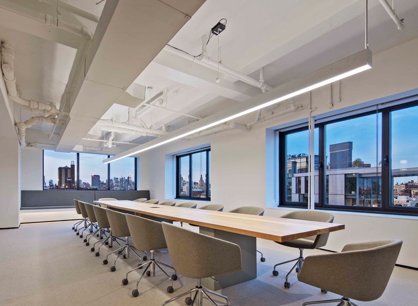 HAO + studio A+H's flexible office in new york allows changing spatial configurations