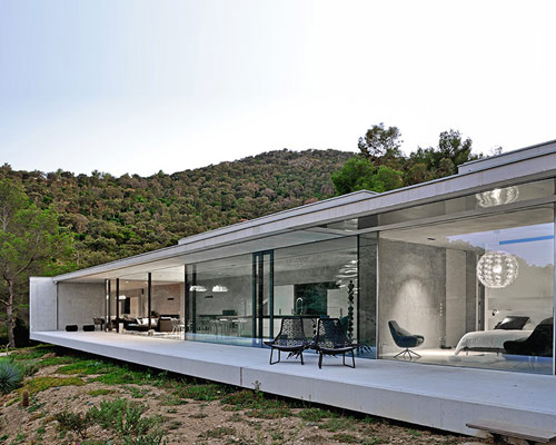 aum's stone and concrete la mira ra house in france offers intimate sea views