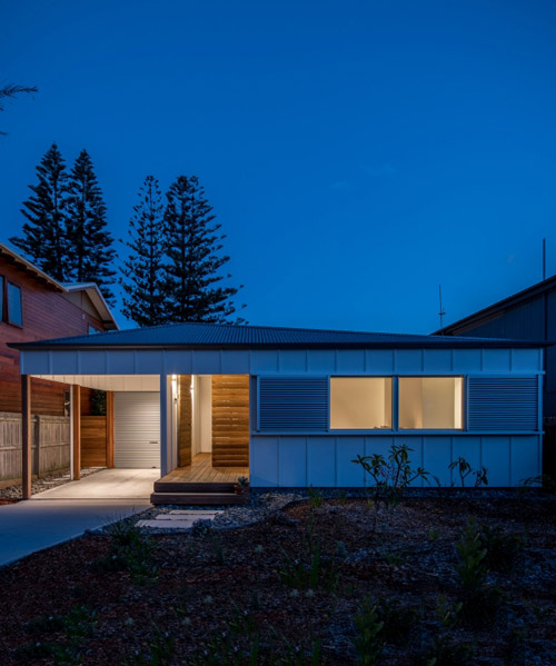 australian beach house boasts a modest durable beauty by bourne blue architects