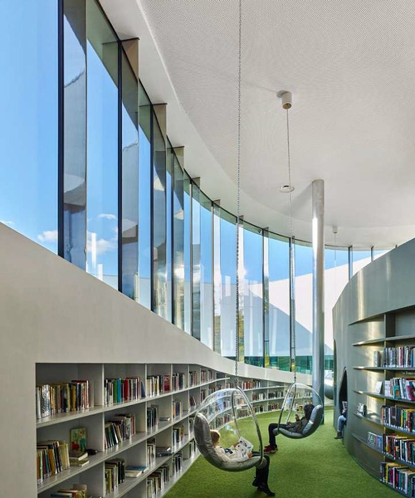 dominique coulon's flowing-shaped media library in france houses two cultural programs