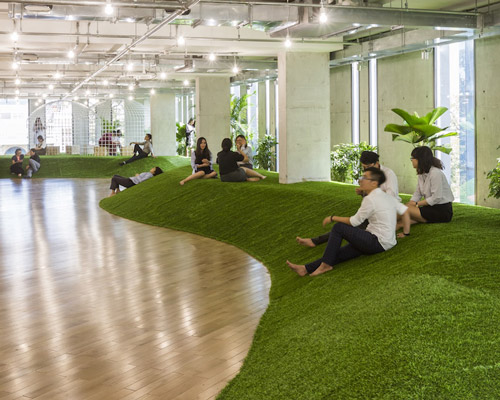 park-like green office simulates recreational ground to promote productivity