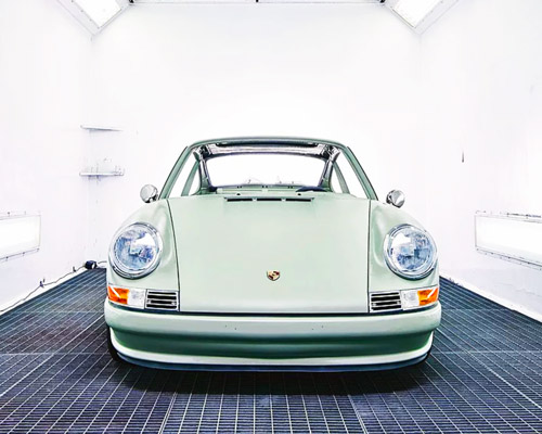 voitures extravert converts vintage porsche 911s into electric cars