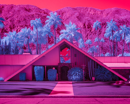 palm springs packs a punch in these infrared shots of modernist architecture eye-candy