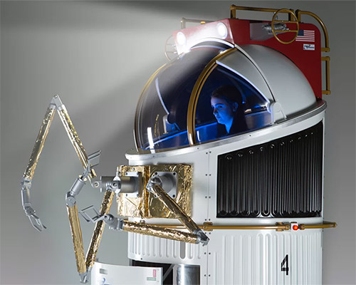 single person spacecraft, an alternative to the spacesuit