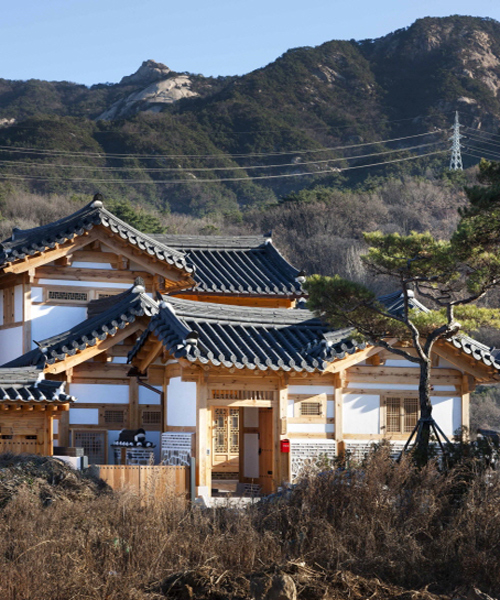 studio_GAON designs traditional house in seoul's largest neo-hanok residential complex