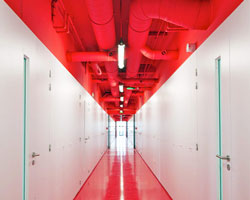 versailles laboratories' use of color highlights the building's functional aspect, by anonyme