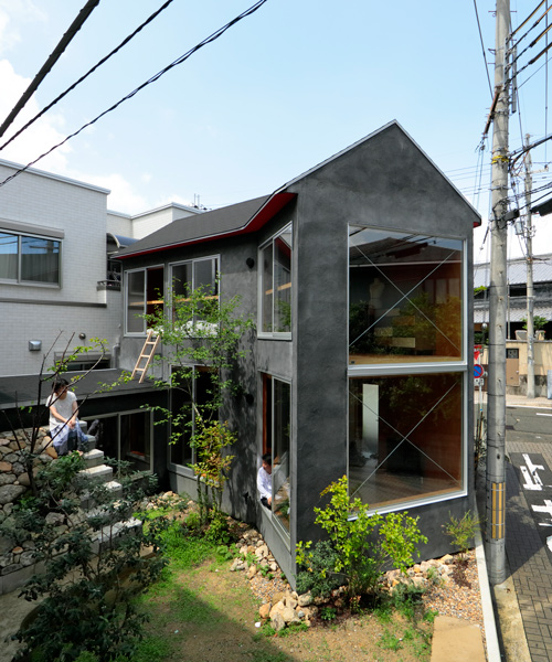 SPACESPACE articulates 'mushroom house' in japan around generously proportioned garden