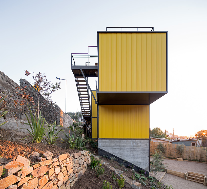 yellow house in chile