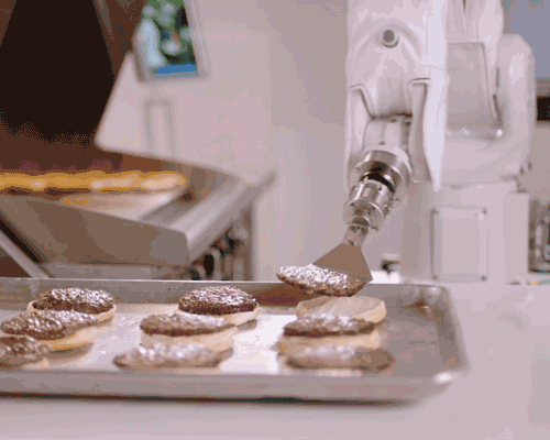 people are flipping out over this robotic burger-flipper that just finished its first shift