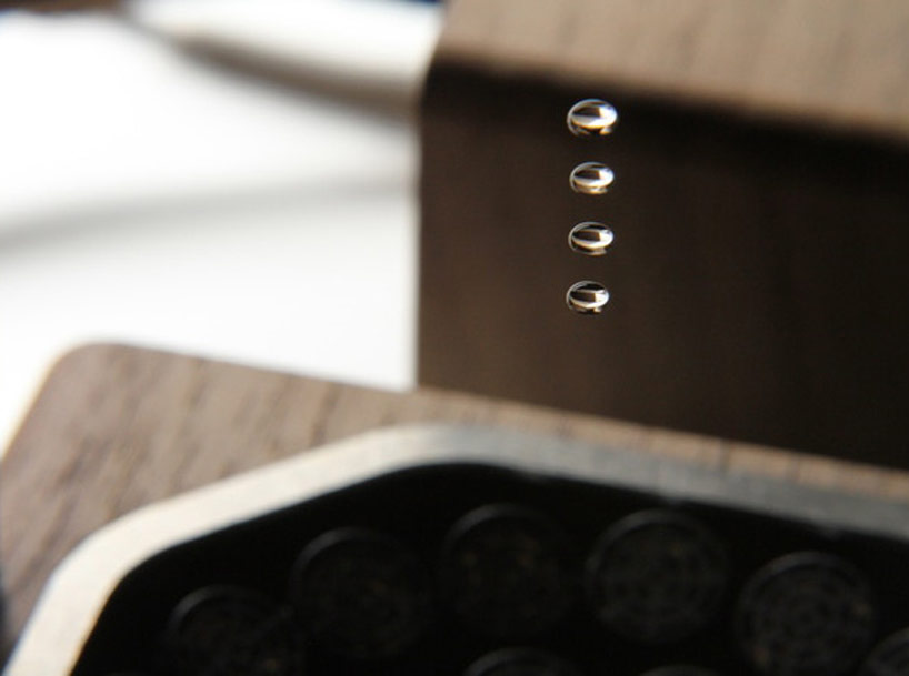 leviZen uses silent, high frequency sound waves to levitate water and light