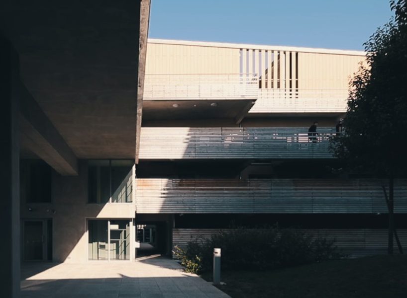 pablo casals presents short film revisiting mateo's project 'bayonne, entrée de ville'