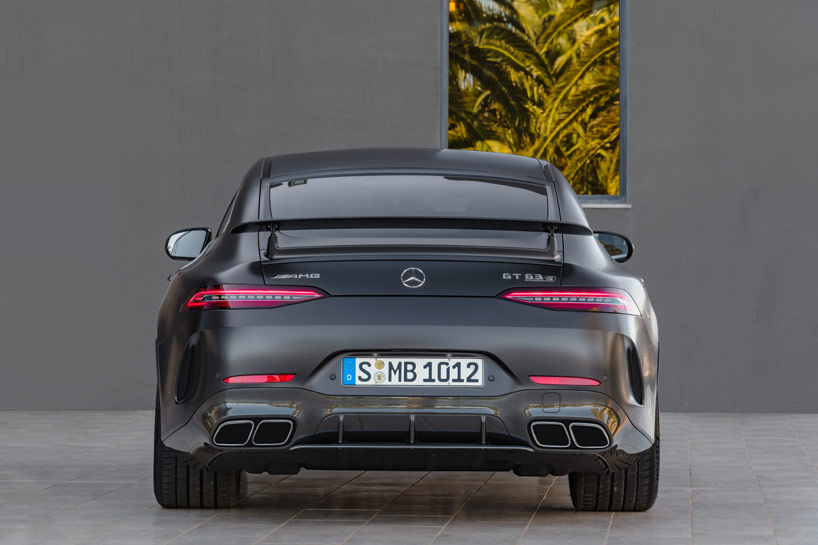 Mercedes Amg Gt 4 Door Coupe Blends Functionality Into Race Car Form