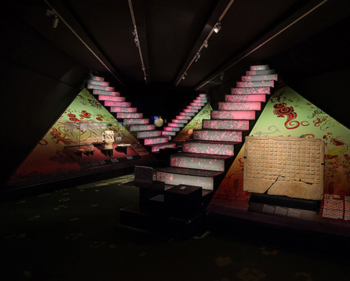 mayan culture and architecture come to life in this exhibition by rocamora diseño y arquitectura