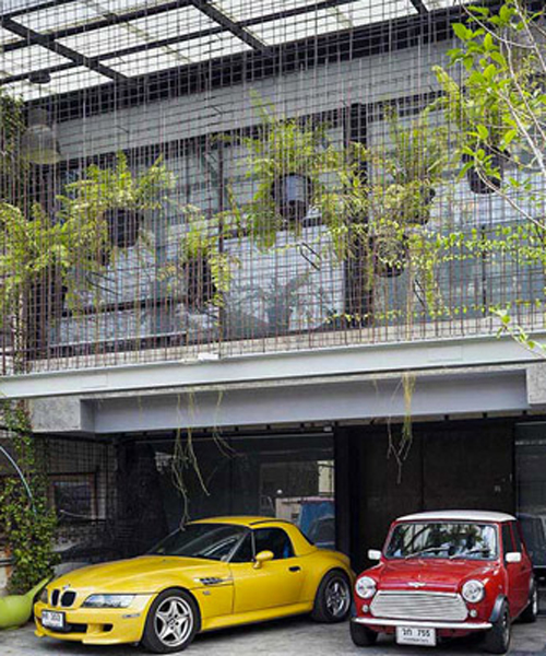 spc technocons renovates 30-year-old townhouse in bangkok into green flowing residence