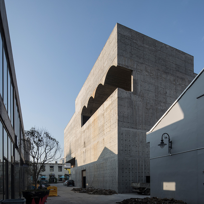 atelier deshaus taizhou contemporary art museum