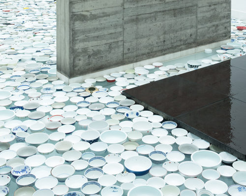 floating pottery: do.do.'s aimo koimo exhibition of japanese tableware 'hasami-yaki'