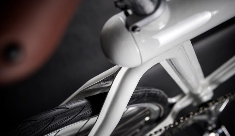 leaos' new lightweight bike designed by harry thaler is made of two aluminum pressed halves