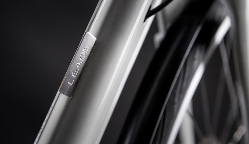 leaos' new lightweight bike designed by harry thaler is made of two aluminum pressed halves