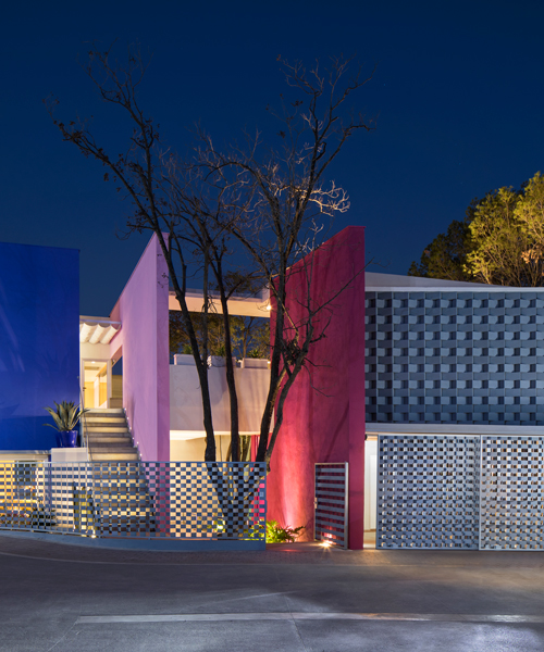 moneo brock's colorful casa TEC 205 in monterrey is a homage to mexican architecture