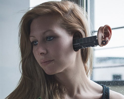 CGI or real? 'the robot next door' by niko photographisme