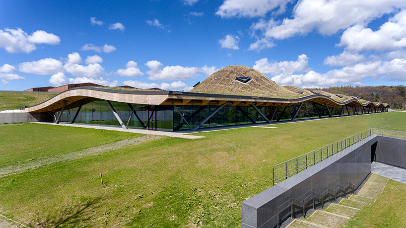 rogers stirk harbour partners RSHP macallan distillery scotland designboom 03