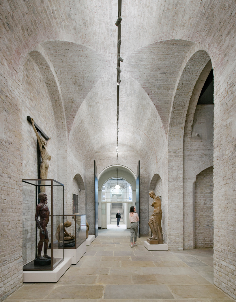 david chipperfield renovates royal academy