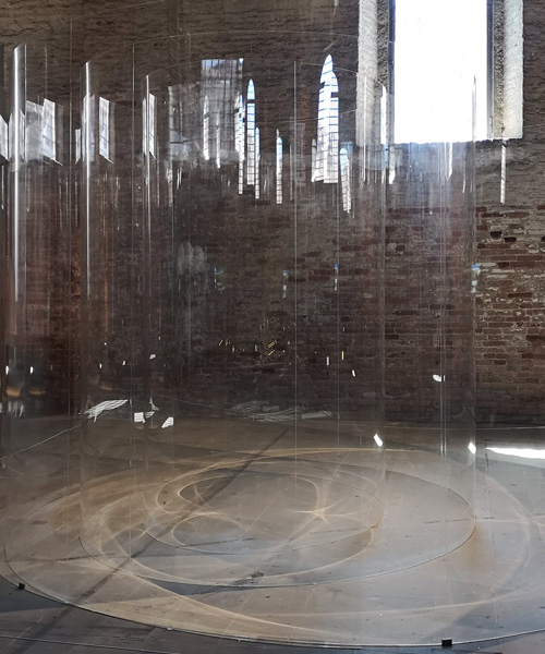 SANAA's poetic installation distorts viewers' surroundings using several layers of transparent acrylic