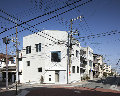 swing designs shared house project with an open feeling within the densely osaka city