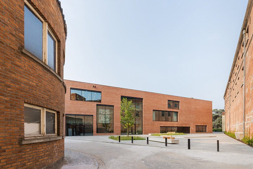 KAAN architecten completes 'utopia', a library and academy for performing arts in belgium
