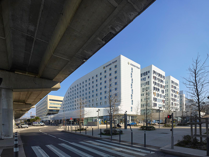 fuksas transforms marseilles' industrial harbor with 'euromed center'