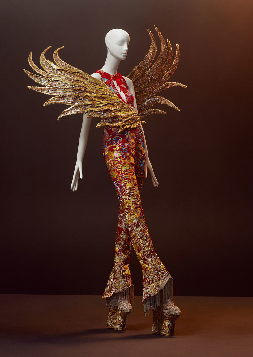 chinese couture visionary guo pei's sculptural creations are shot in otherworldly environments