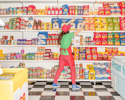 artist to debut shop in LA stocked with 31,000 'fully-felted' groceries