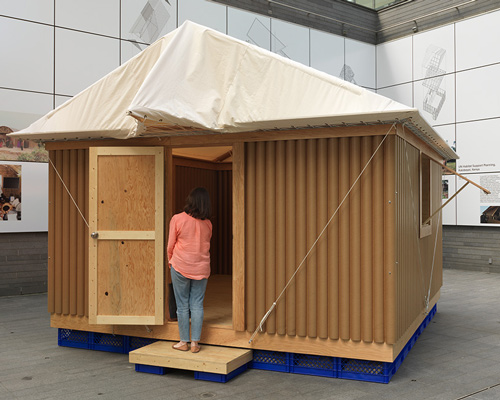 full-size version of shigeru ban's kobe paper log house goes on view in vancouver