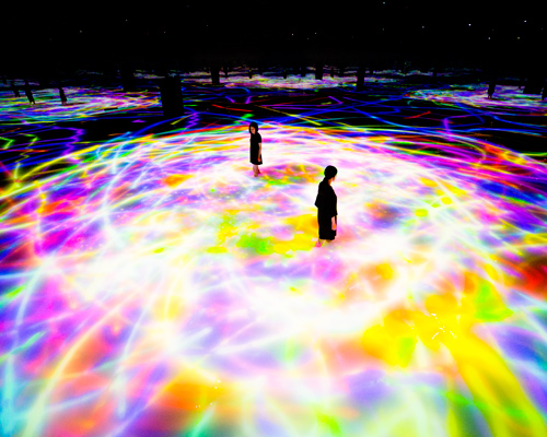 teamlab planets tokyo: a 'body immersive' exhibition of all-encompassing digital art